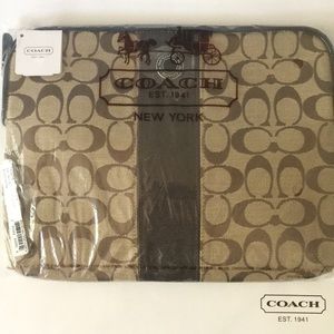 NWT Coach Signature C iPad Sleeve & Crossbody